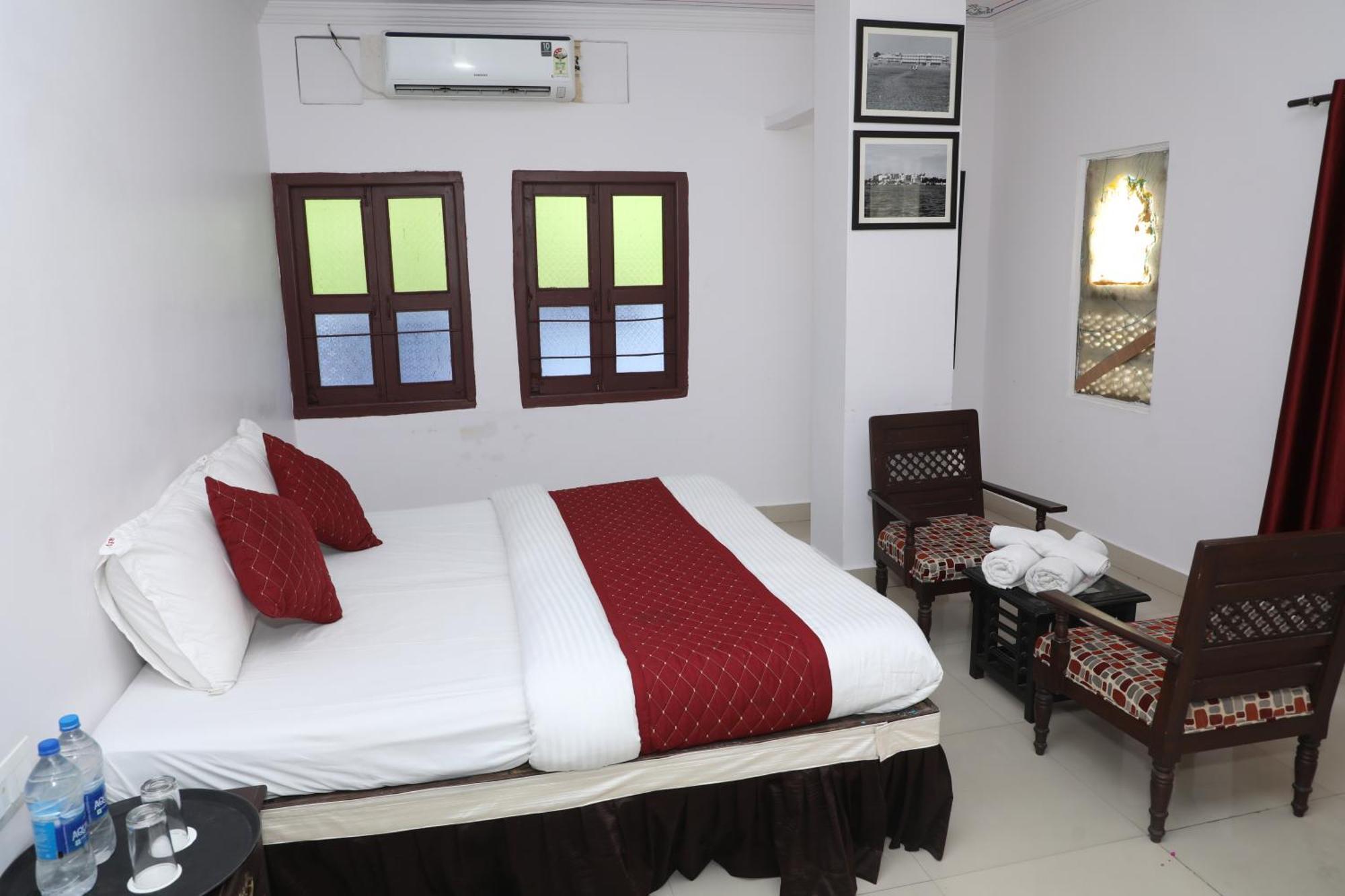 The Mama Hotel - Rooms And Dormitory อุเดเปอร์ ภายนอก รูปภาพ